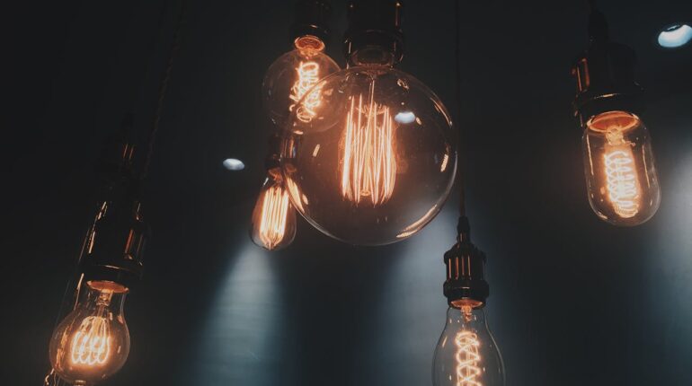 Sähkösopimuksen valinta