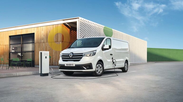 Uusi Renault Trafic E-Tech elecric 1
