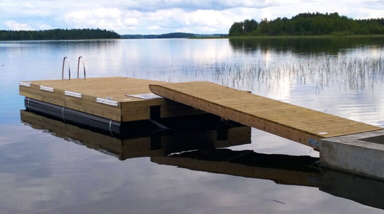 putkiponttonilaituri